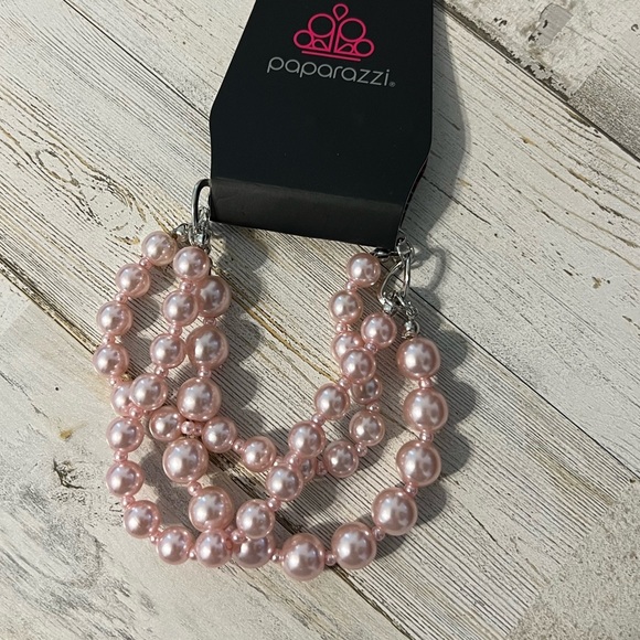 paparazzi Jewelry - Pink Bracelet